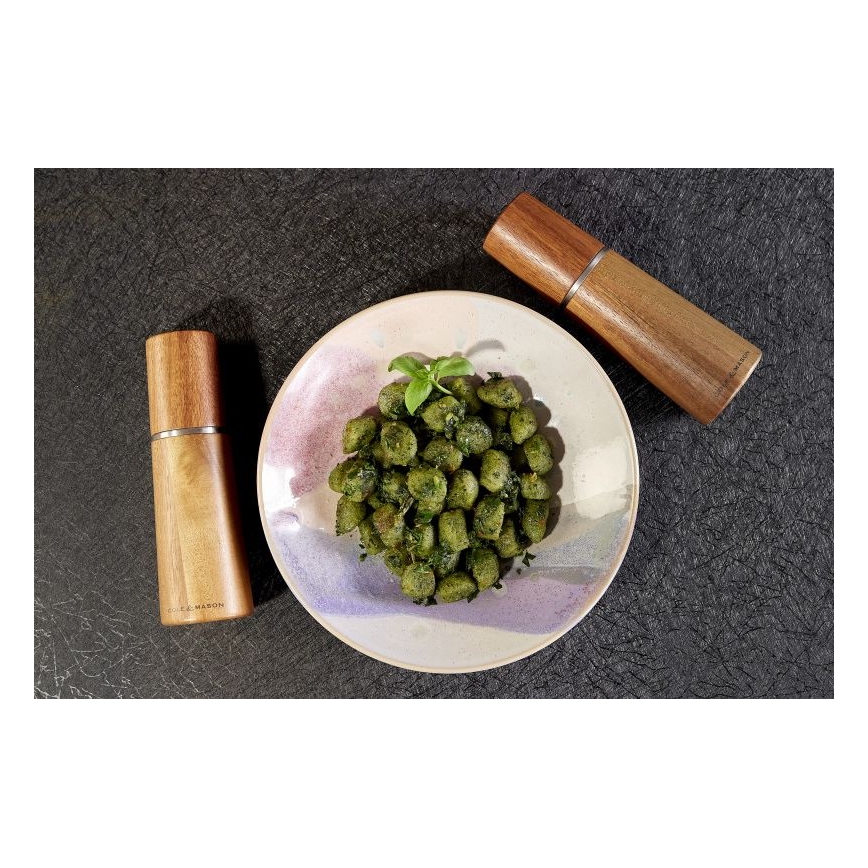 Cole&Mason - Conjunto de moinhos de sal e pimenta MARLOW em acácia, 2 peças, 18,5 cm