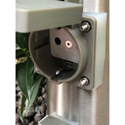 Coluna exterior com tomada SYDNEY 4Z SCHUKO 230V IP44