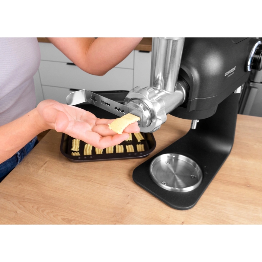 Concept RM8000 - Robot de cozinha com taça em aço inoxidável 1200W/230V preto