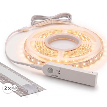CONJUNTO 1x Fita LED com sensor de movimento FLEX LED/3,6W/4xAA 2 m + 2x perfil para embutir 1 m prateado/branco