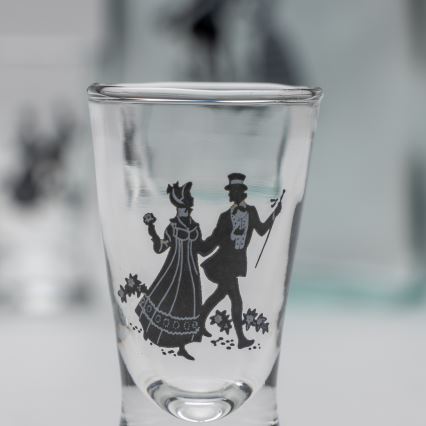 Conjunto 1x frasco de vidro e 2x copos para shots transparente com padrão de dança