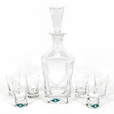 Conjunto 1x garrafa de vidro, 1x rolha de vidro e 6x copo para shots transparentes