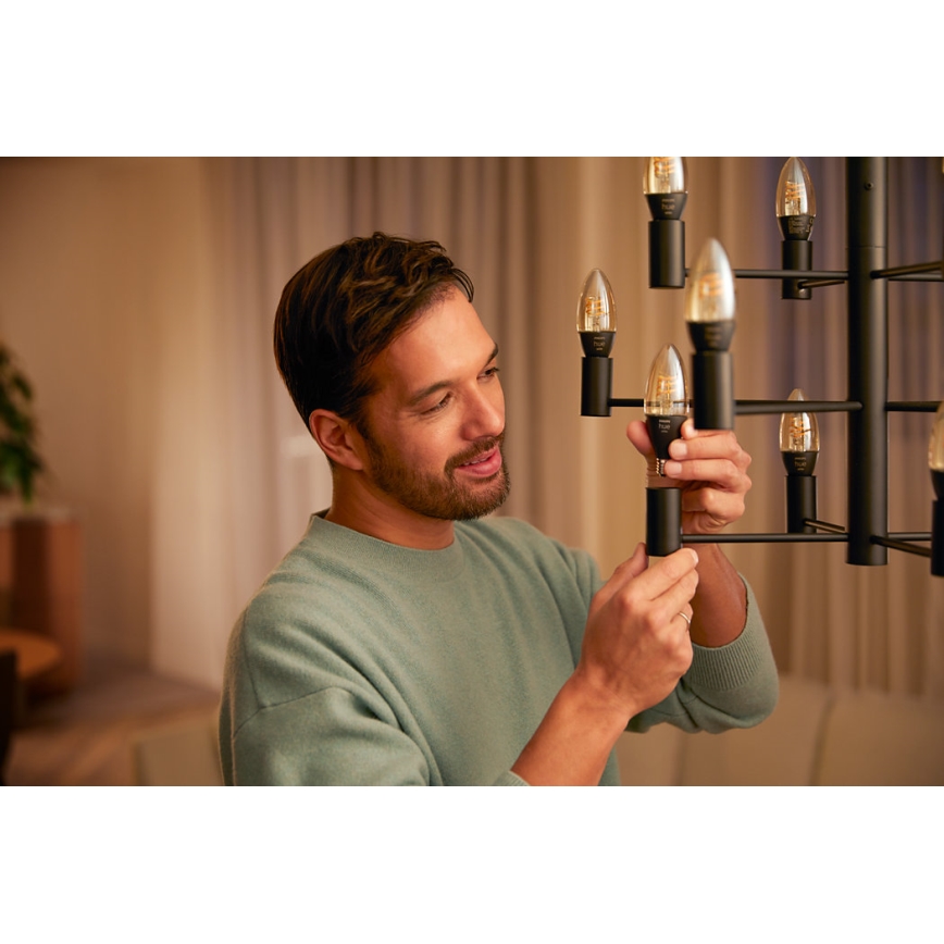 CONJUNTO 2x Lâmpada LED com regulação Philips Hue WHITE FILAMENT E14/4,5W/230V 2100K