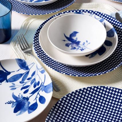 Conjunto de jantar 14 peças em porcelana, branco/azul