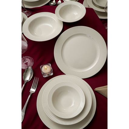 Conjunto de jantar 18 peças, branco, em porcelana