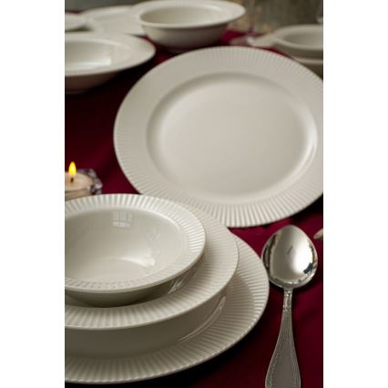 Conjunto de jantar 18 peças, branco, em porcelana