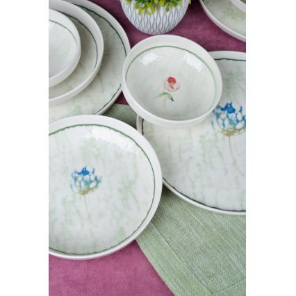 Conjunto de jantar 18 peças em porcelana, verde