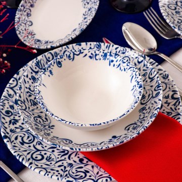 Conjunto de jantar 18 peças em porcelana — branco/azul