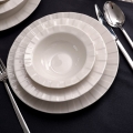 Conjunto de jantar 18 peças - porcelana branca