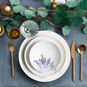 Conjunto de jantar 24 peças, branco/azul, em porcelana