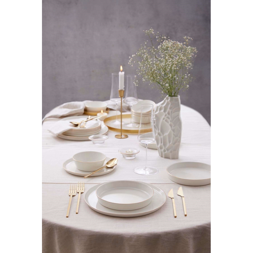 Conjunto de jantar 24 peças em porcelana branca com detalhes dourados