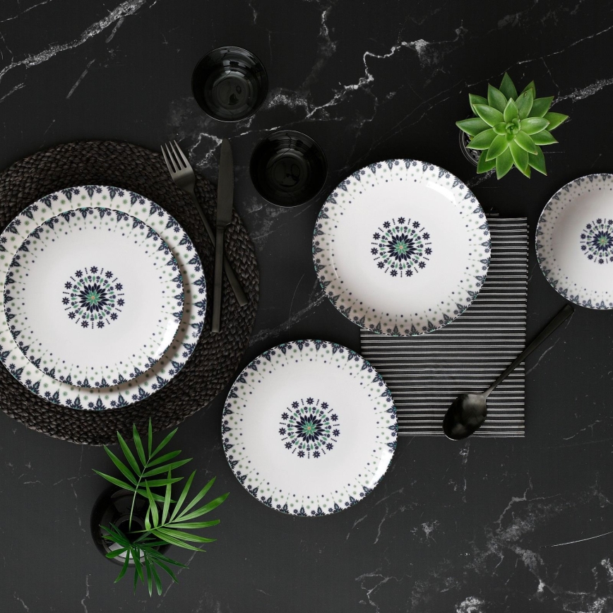 Conjunto de jantar 24 peças em porcelana, branco/azul