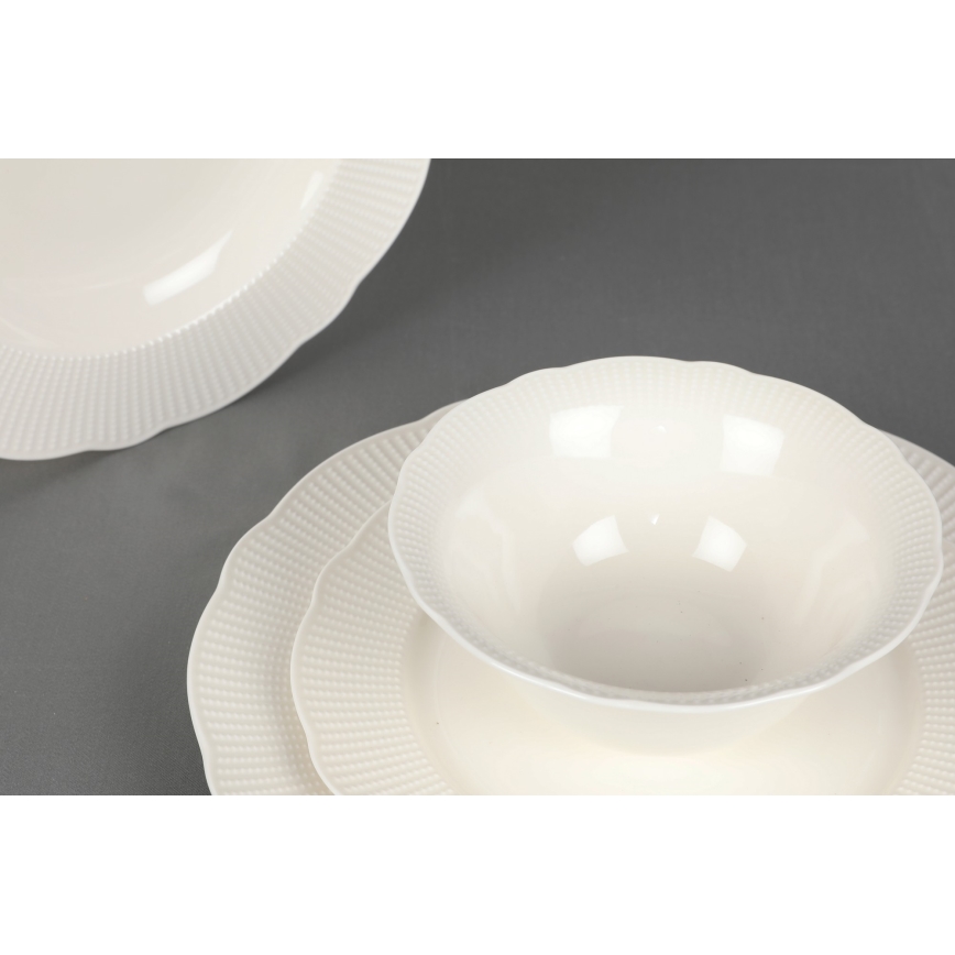 Conjunto de jantar 24 peças em porcelana, branco