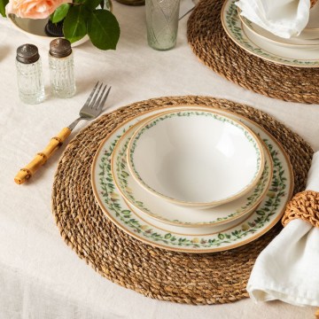 Conjunto de jantar 24 peças em porcelana — creme, bege e verde
