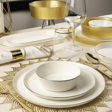 Conjunto de jantar 26 peças — porcelana branca com acabamento dourado