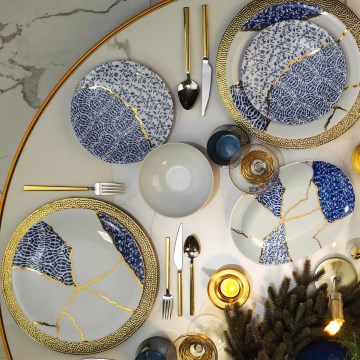 Conjunto de jantar 28 peças, em porcelana, branco/dourado/azul