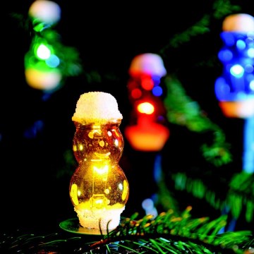 Cordão luminoso de Natal FIGURINE 12xE10/10,7m, Fabricado na República Checa