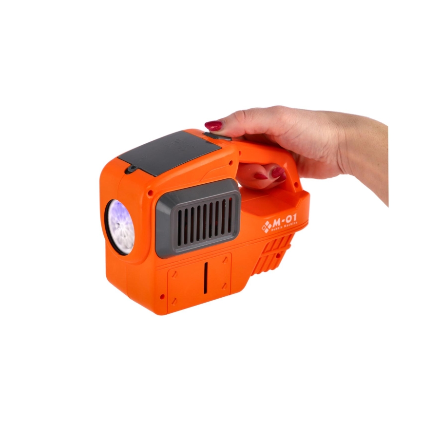 Corta-relvas com soprador de bolhas e luz integrada — funciona com 4 pilhas AA