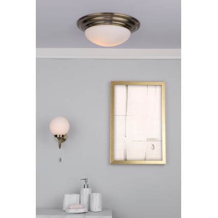 Där Lighting BAR5275 - Plafon para casa de banho BARCLAY 1xE27/60W/230V Ø 31 cm latão