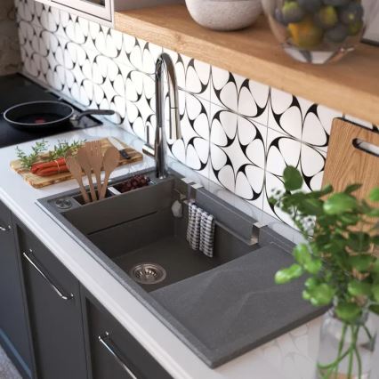 Deante BDH_072M - Torneira de lavatório com pulverizador extensível LUKRECJA cromado brilhante