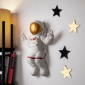 Decoração de parede 47x35 cm astronauta dourado