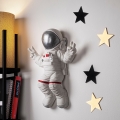 Decoração de parede 47x35 cm astronauta prateado
