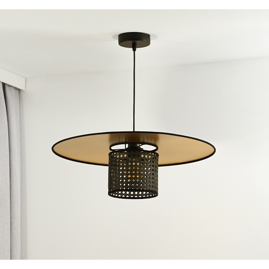 Duolla - Candeeiro suspenso TOKYO RATTAN 1xE27/15W/230V diâmetro 50 cm dourado/preto