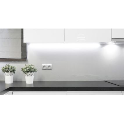Iluminação do interior de armário de cozinha LED GANYS LED/5,5W/230V