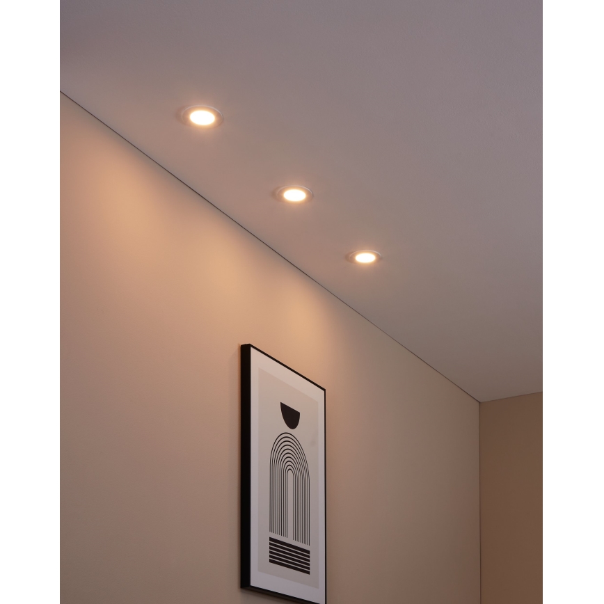 Eglo 31741 - Conjunto de 3 luminárias de embutir LED reguláveis para casa de banho FUEVA-Z 1xLED/2,8W/230V 2700-6500K IP44 brancas Ø 8,5 cm