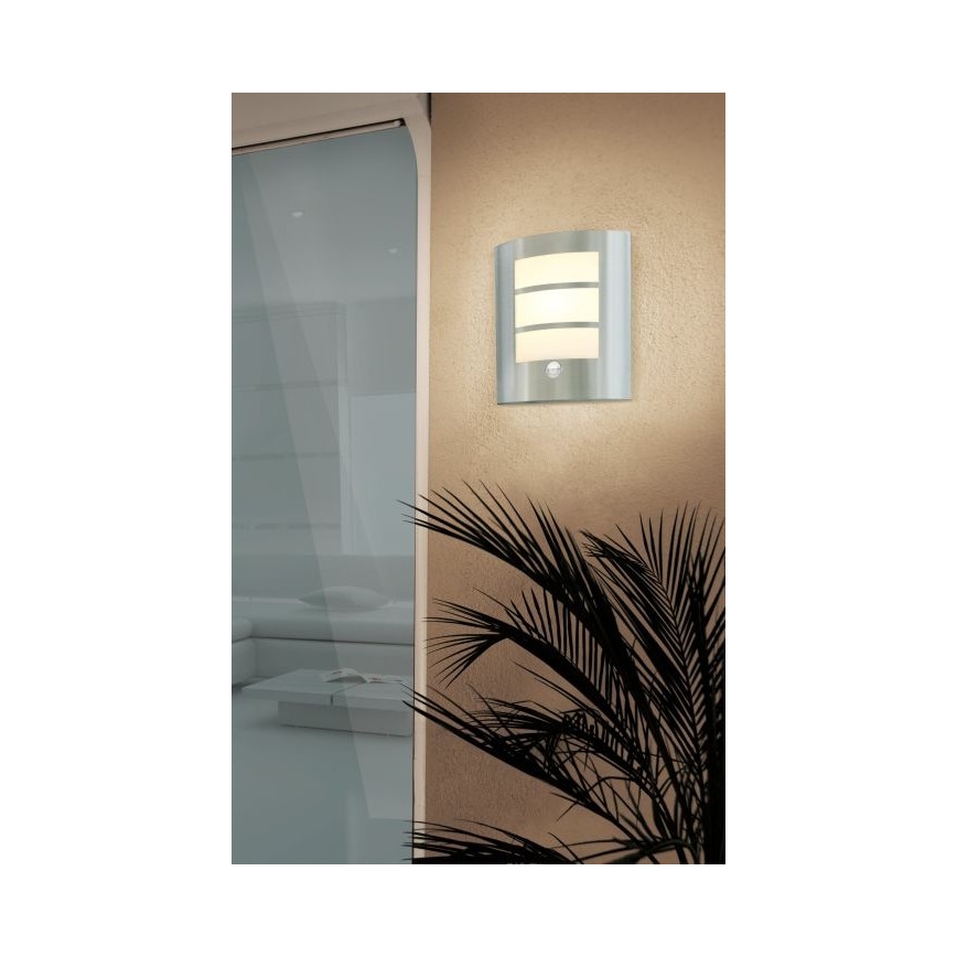 EGLO - Aplique de parede externo com sensor 1xE27/15W/230V IP44