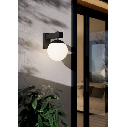 Eglo - Iluminação de parede exterior 1xE27/40W/230V preto IP44