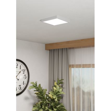 Eglo - Candeeiro de tecto LED RGBW regulável para casa de banho LED/10,5W/230V 2700-6500K 22x22 cm IP44 branco