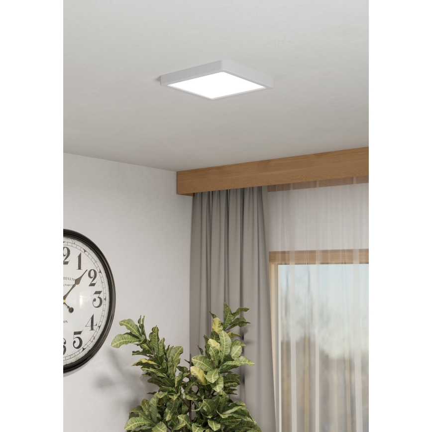 Eglo - Candeeiro de tecto LED RGBW regulável para casa de banho LED/10,5W/230V 2700-6500K 22x22 cm IP44 branco