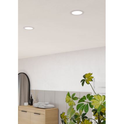 Eglo - Luminária LED embutida para casa de banho LED/6,3W/230V 2700/4000/6500K diâmetro 11,9 cm IP44 branca