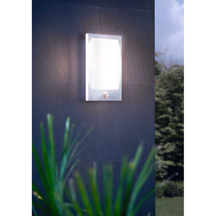 Eglo - Iluminação de parede exterior com sensor 1xE27/12W/230V IP44 cromado mate