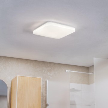 Eglo - Luminária de teto LED para casa de banho 18W/230V 3000/4000/6000K 33x33 cm IP44