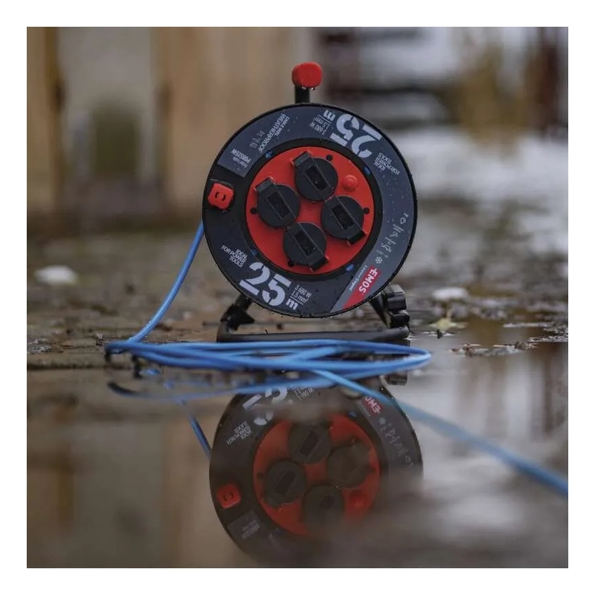 Enrolador com 4 tomadas 25m silicone IP44