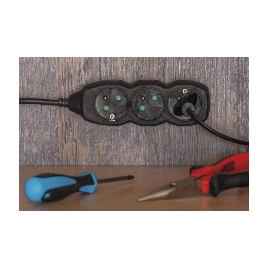 Extensão de cabo 3 tomadas 5m preta