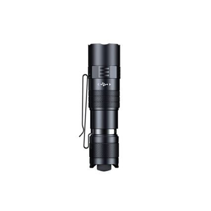 Fenix PD26RACE - Lanterna recarregável LED com regulação de brilho, carregamento USB, bateria 1600 mAh, classificação IP68, 1300 lm, 556 h, preta