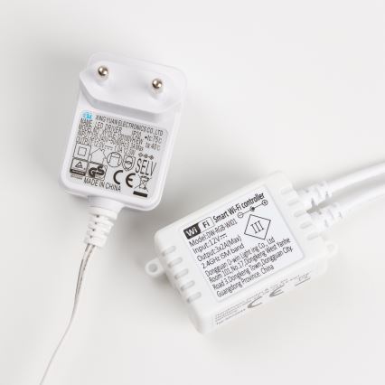 Fita LED RGBW dimerizável, 9W/230V, 5 m, Wi‑Fi + comando remoto