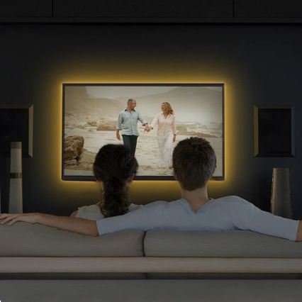 Fita LED RGBW regulável 5 m LED/13,5W/230V Wi-Fi