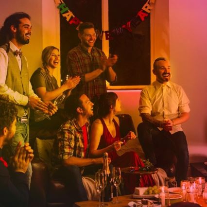 Fita LED RGBW regulável 5 m LED/20,5W/230V Wi-Fi