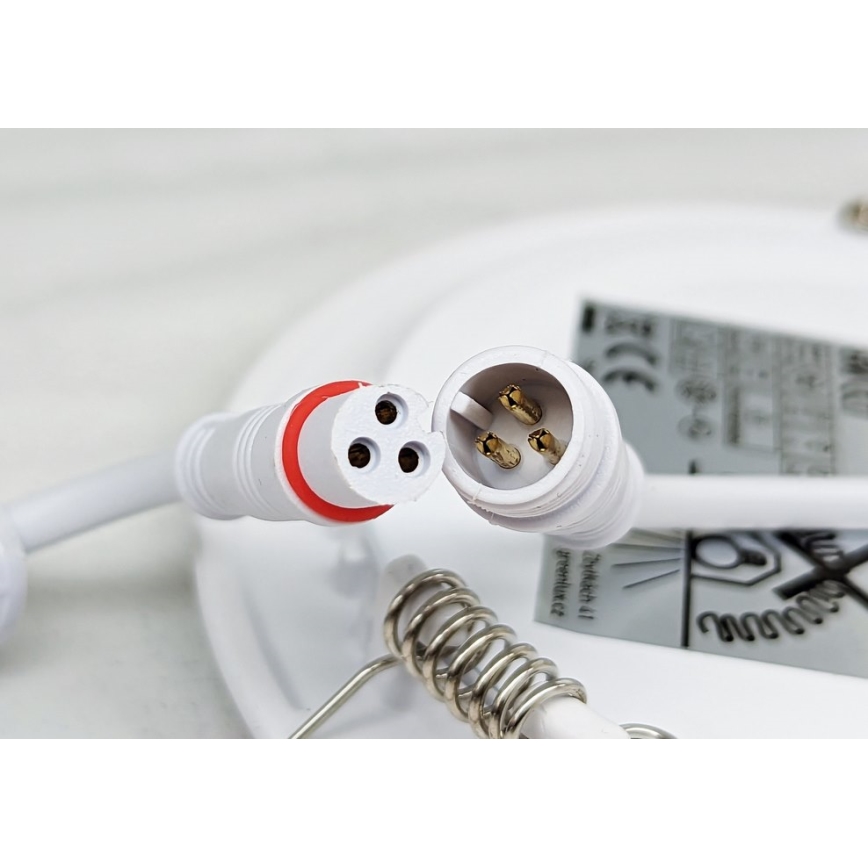 Foco de encastrar LED VEGA LED/6W/230V 2900/3900/5800K diâmetro 12,5 cm branco