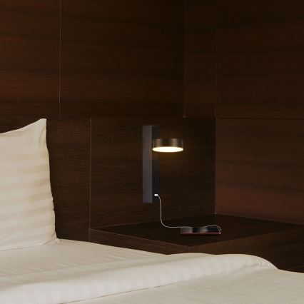 Foco de parede LED com porta USB LED/8W/230V 3000K