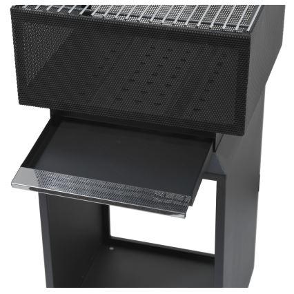 Fogueira de madeira portátil com grelha preta