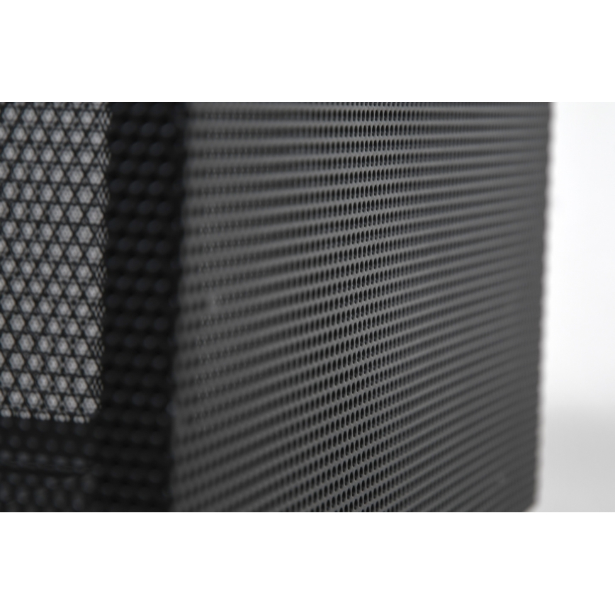 Fogueira de madeira portátil com grelha preta