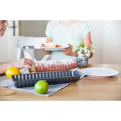 Forma para assar TORO 31,5 x 12 cm preta