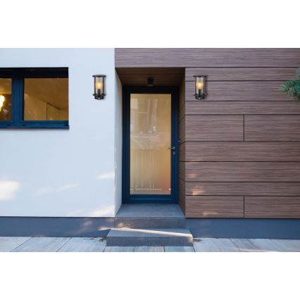 Globo - Iluminação de parede exterior com sensor 1xE27/60W/230V IP54