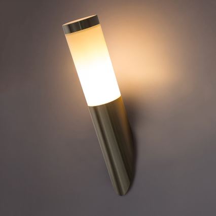 Globo - Iluminação de parede exterior 1xE27/23W/230V IP44