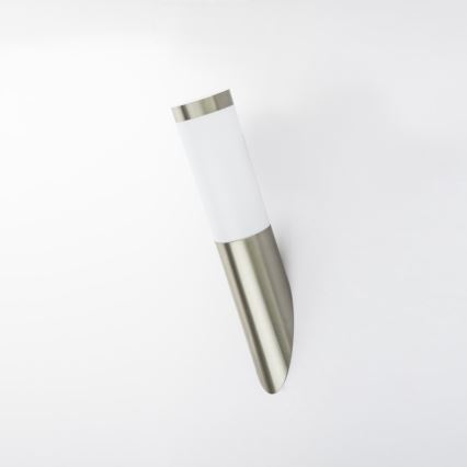 Globo - Iluminação de parede exterior 1xE27/23W/230V IP44